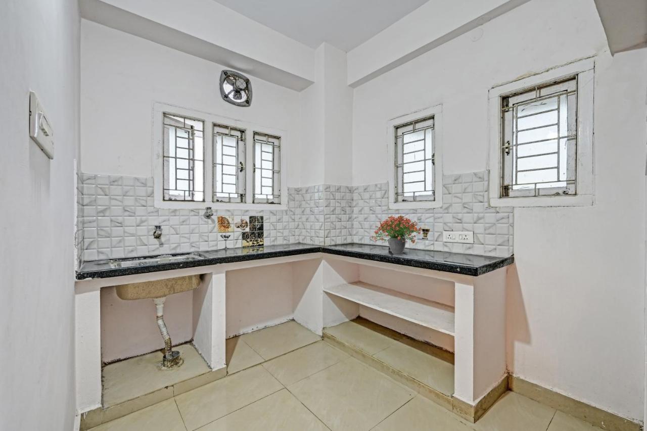Hotel O Coastal Inn Luxury Service Apartments Kakinada Bagian luar foto