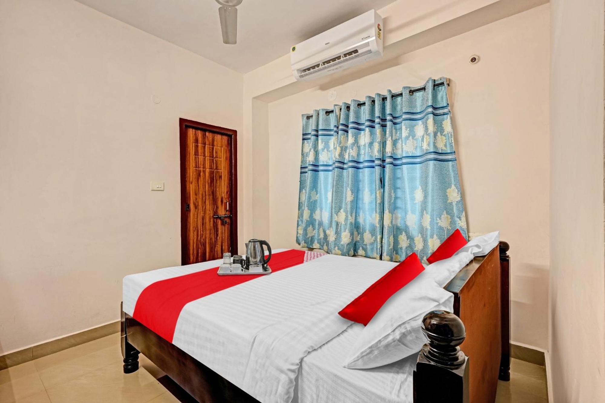 Hotel O Coastal Inn Luxury Service Apartments Kakinada Bagian luar foto