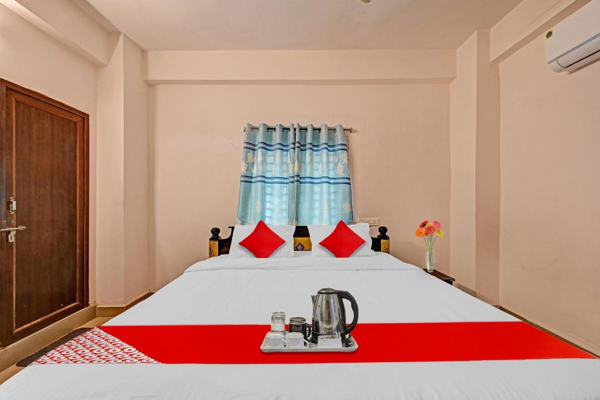 Hotel O Coastal Inn Luxury Service Apartments Kakinada Bagian luar foto